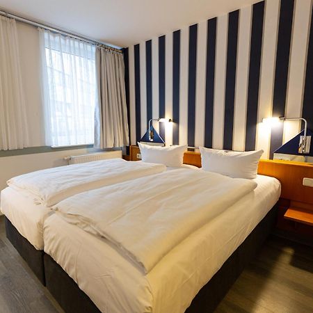 Hotel Dh Vec, Sehr Beliebtes & Leckeres Fruehstueck, Self-Check-In Фехта Экстерьер фото