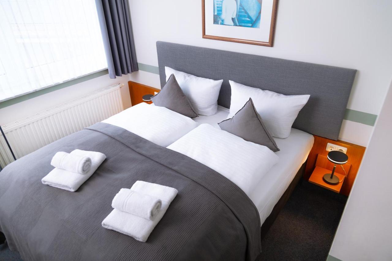Hotel Dh Vec, Sehr Beliebtes & Leckeres Fruehstueck, Self-Check-In Фехта Экстерьер фото