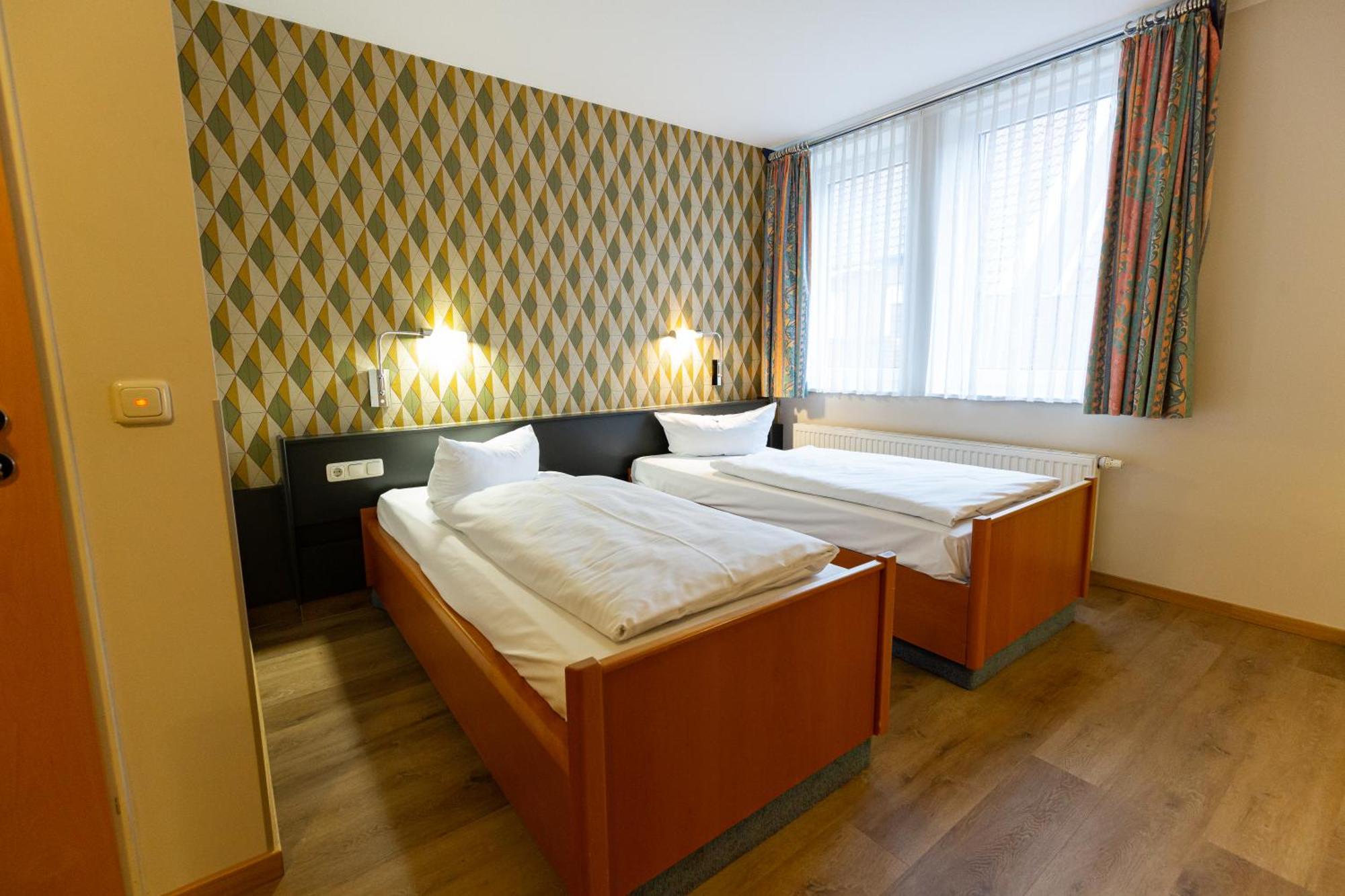 Hotel Dh Vec, Sehr Beliebtes & Leckeres Fruehstueck, Self-Check-In Фехта Экстерьер фото